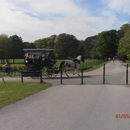 ベッド・アンド・ブレックファスト Larkfield House B&b, Ballycasheen Kerry V93 Wd51