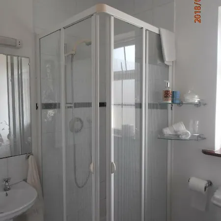 Larkfield House B&b, Ballycasheen Kerry V93 Wd51 Bed and breakfast Killarney